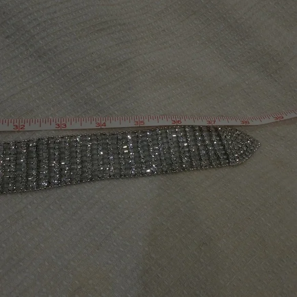 NWT Clash Clothing Sparkling Silver Rhinestone Belt O/S - Picture 3 of 6